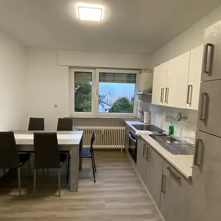 Apartment Colleen Homes Monteurwohnung Blumenstr 1b *