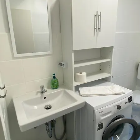 Apartment Colleen Homes Monteurwohnung Blumenstr 1b