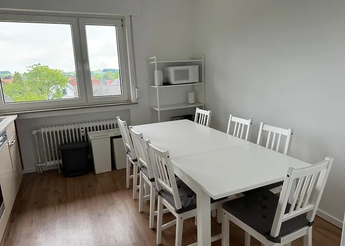 Colleen Homes Monteurwohnung Blumenstr 1b *
